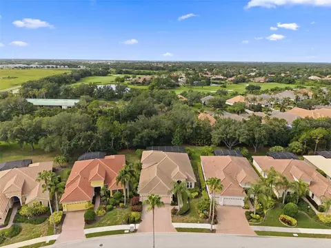 View/Area - 13860 Siena Loop, Bradenton, FL 34202 photo 6 of 10