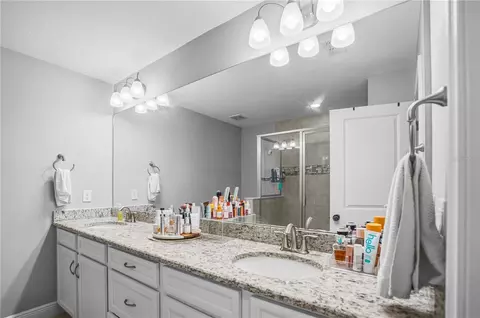 Bath - 1309 Sunset Wind Loop, Oldsmar, FL 34677 photo 2 of 4