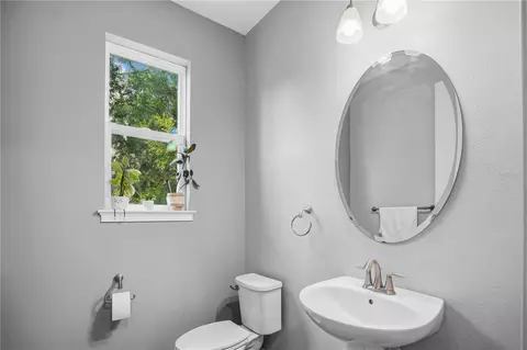 Bath - 1309 Sunset Wind Loop, Oldsmar, FL 34677 photo 1 of 4