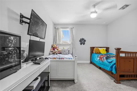 Bedroom - 1309 Sunset Wind Loop, Oldsmar, FL 34677 photo 3 of 4