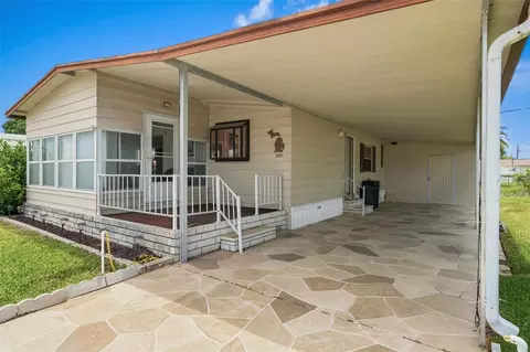 3321 Chatford Dr, Holiday, FL 34690