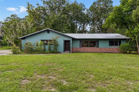 1322 W Voorhis Ave, Deland, FL 32720