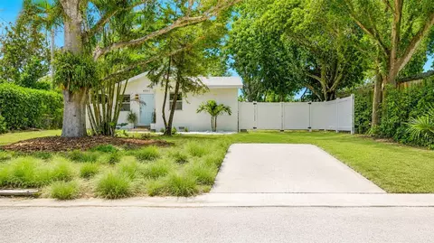 4501 70th St N, Saint Petersburg, FL 33709
