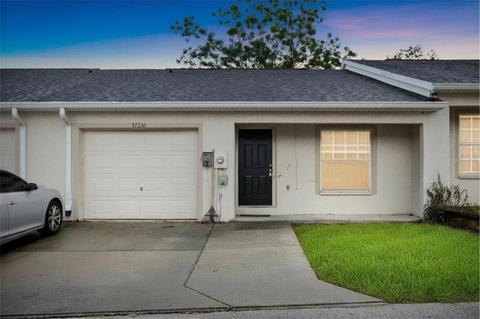 37210 Grassy Hill Ln, Dade City, FL 33525