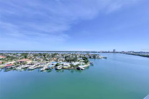 31 Island Way #1404, Clearwater, FL 33767