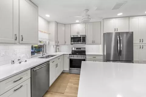 4267 Carlos Ct, Hernando Beach, FL 34607 photo 3
