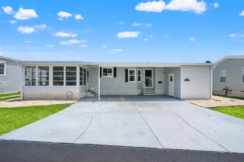 116 Mount Isle Ave NE #116, Saint Petersburg, FL 33702