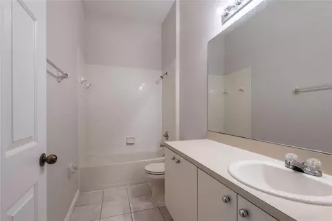 Bath - 11112 Holly Cone Dr, Riverview, FL 33569 photo 4 of 4