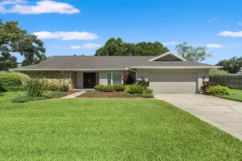 13916 Middle Park Dr, Tampa, FL 33624