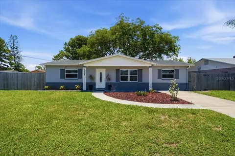 3568 4th Ave SE, Largo, FL 33771