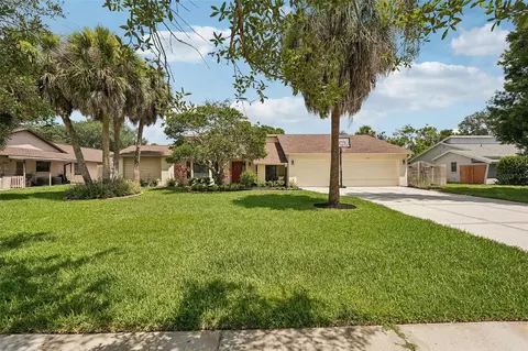 3941 Kingston Dr, Sarasota, FL 34238