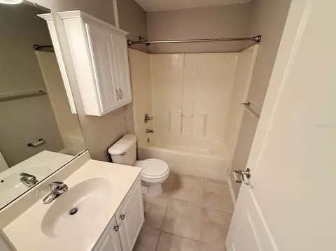 Bath - 10608 Navigation Dr, Riverview, FL 33579 photo 1 of 2