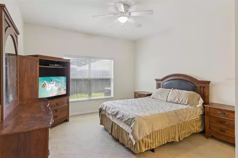 725 Star Pointe Dr, Seffner, FL 33584 photo 16