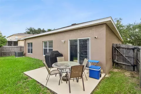 725 Star Pointe Dr, Seffner, FL 33584 photo 27