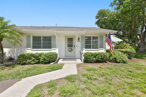 2229 Greenhaven Dr #365, Sun City Center, FL 33573