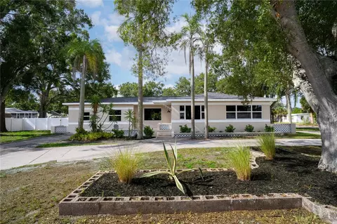 4566 28th Ave N, Saint Petersburg, FL 33713
