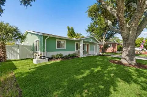 14584 Apache Ave, Largo, FL 33774 photo 2