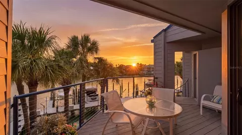 910 Pinellas Bayway S #201, Tierra Verde, FL 33715