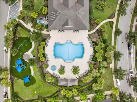 View/Area - 6144 Cliff House Ln, Riverview, FL 33578 photo 6 of 11
