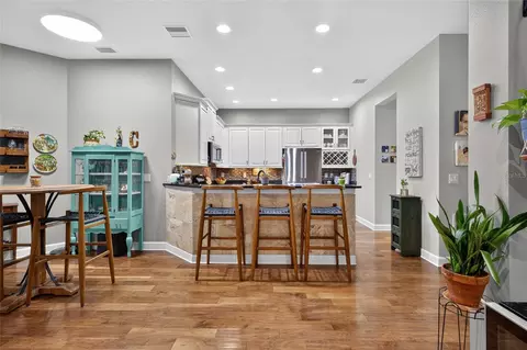 Kitchen - 6144 Cliff House Ln, Riverview, FL 33578 photo 5 of 5