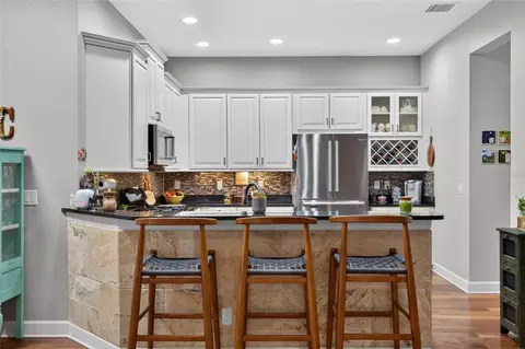 Kitchen - 6144 Cliff House Ln, Riverview, FL 33578 photo 1 of 5