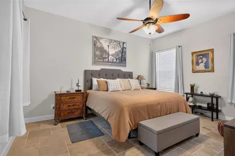 Bedroom - 6144 Cliff House Ln, Riverview, FL 33578 photo 1 of 6