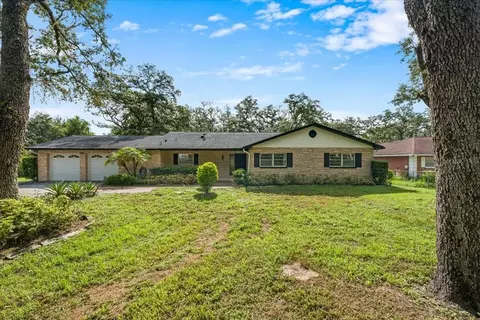 12301 N 53rd St, Temple Terrace, FL 33617