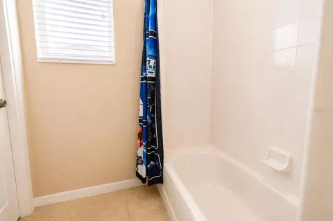 Bath - 13842 Bee Tree Ct, Hudson, FL 34669 photo 6 of 8