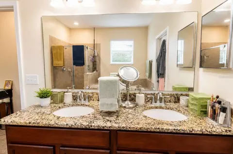 Bath - 13842 Bee Tree Ct, Hudson, FL 34669 photo 3 of 8