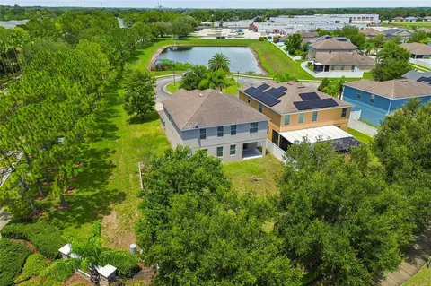View/Area - 12410 Latchford Stream Pl, Riverview, FL 33579 photo 1 of 2