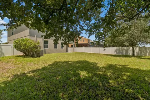 Exterior - 12410 Latchford Stream Pl, Riverview, FL 33579 photo 4 of 5