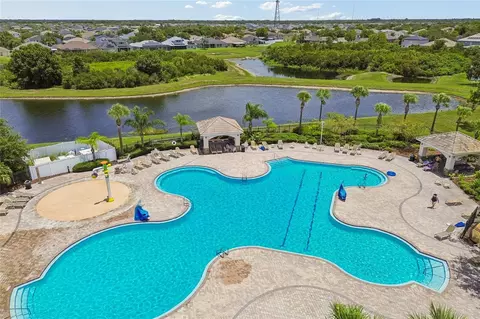 Exterior - 12410 Latchford Stream Pl, Riverview, FL 33579 photo 5 of 5