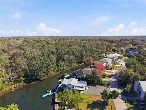 7266 Tropical Dr, Weeki Wachee, FL 34607 photo 32