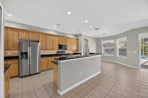 Kitchen - 12519 River Birch Dr, Riverview, FL 33569 photo 2 of 4