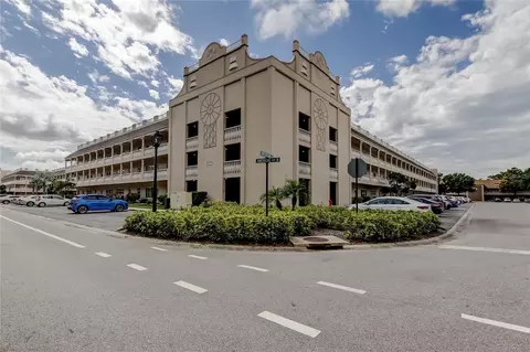2170 Americus Blvd N #64, Clearwater, FL 33763