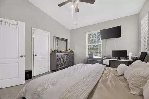 Bedroom - 8833 Moonlit Meadows Loop, Riverview, FL 33578 photo 3 of 4