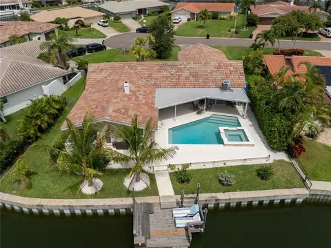 1924 Michigan Ave NE, Saint Petersburg, FL 33703