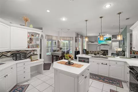 Kitchen - 2117 Larkspur Ct, Trinity, FL 34655 photo 2 of 7