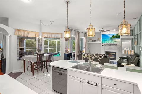 Kitchen - 2117 Larkspur Ct, Trinity, FL 34655 photo 7 of 7
