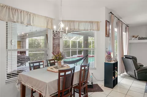 Dining - 2117 Larkspur Ct, Trinity, FL 34655 photo 2 of 2