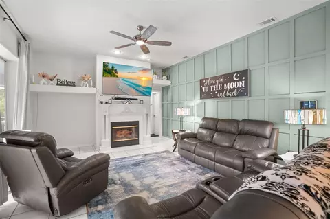 Living - 2117 Larkspur Ct, Trinity, FL 34655 photo 2 of 3