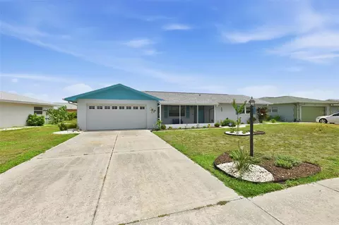 1739 Coco Palm Cir, Sun City Center, FL 33573