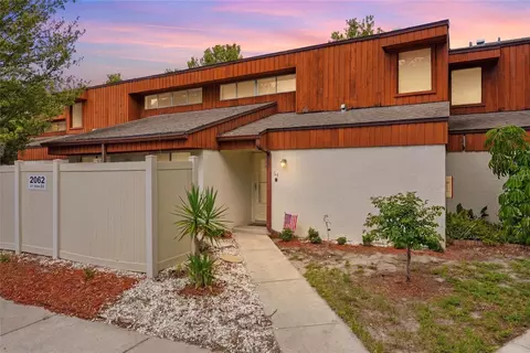 2062 Sunset Point Rd #64, Clearwater, FL 33765
