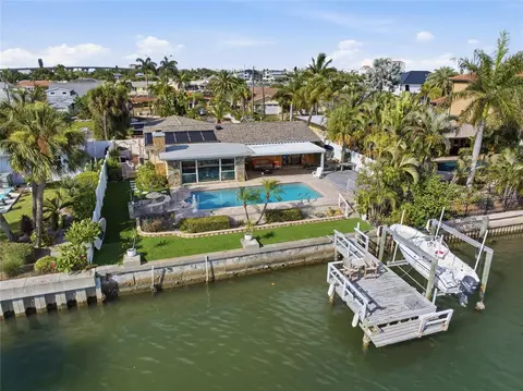 412 Hermosita Dr, Saint Petersburg, FL 33706