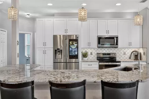 Kitchen - 11211 Laurel Brook Ct, Riverview, FL 33569 photo 3 of 6