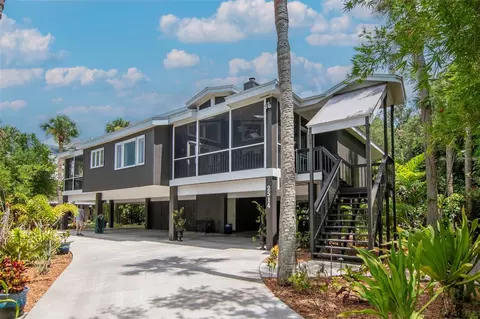 2514 W Conley Ave, Tampa, FL 33611