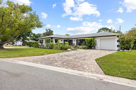 14006 81st Ave, Seminole, FL 33776