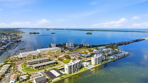 300 Woodette Dr #602, Dunedin, FL 34698