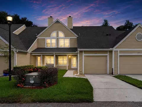 1214 Big Pine Dr, Valrico, FL 33596