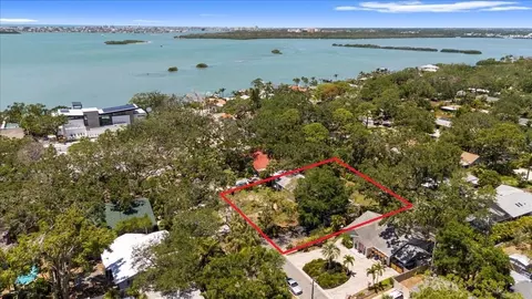 8239 26th Ave N, Saint Petersburg, FL 33710